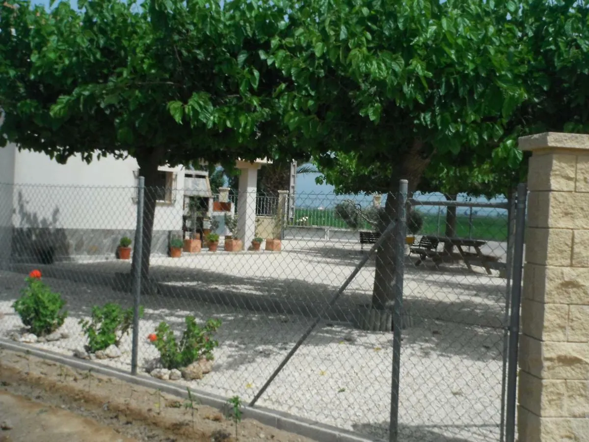 Casa Laura ξενώνας Deltebre